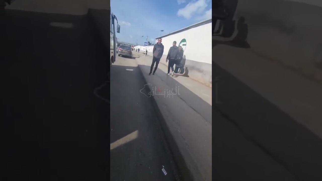 مواطن جزائري يطالب بتذكرة شوف ردة فعل الروسوفور