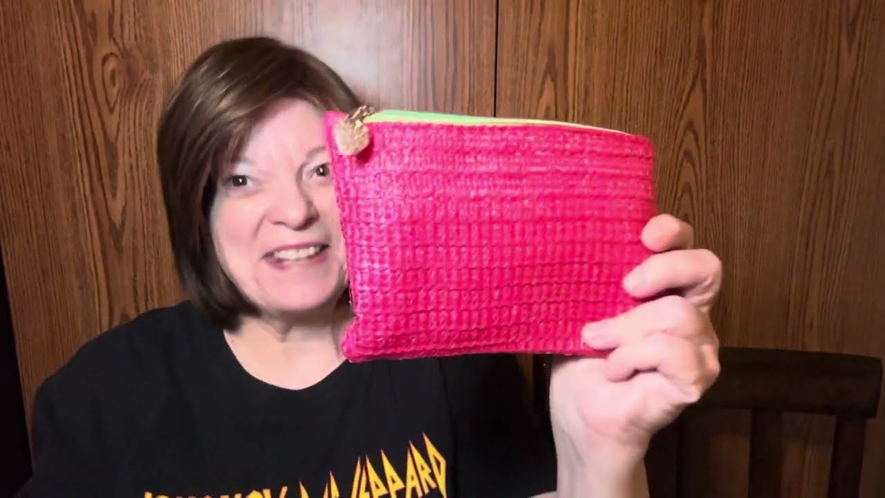 Ipsy Glam Bag Unboxing for March 2025