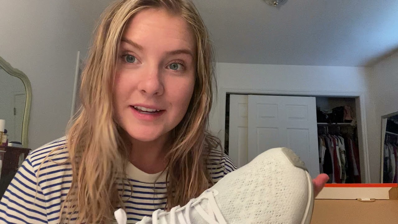 ASMR shoe unboxing! (tapping and scratching)
