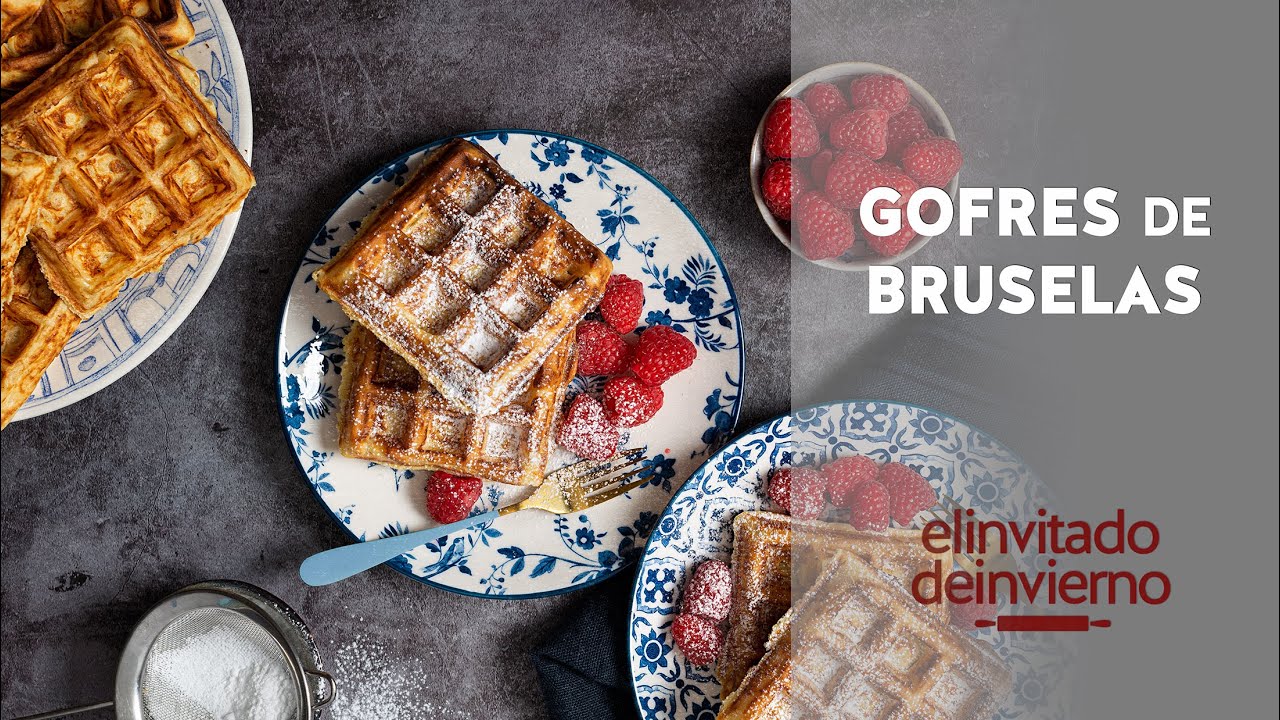 {Gofres de Bruselas} auténticos, con ligera masa fermentada y sin azúcar en la masa