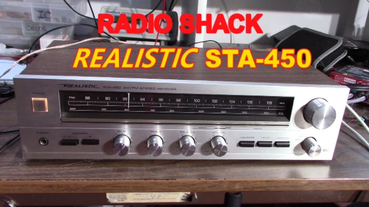 Приёмник Radio Shack STA-450 подключен к анализатору.