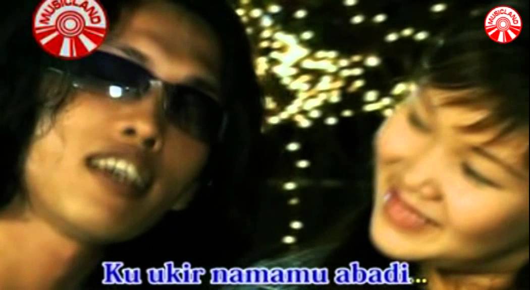 Thomas Arya - Diary Cinta [Official Music Video]