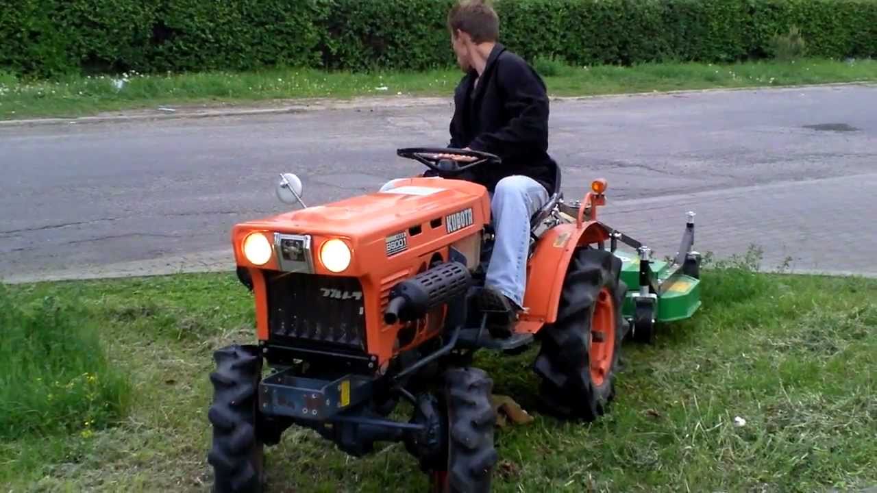 Kubota  B 6001  4x4 traktorek  z kosiarką.   www.traktorki-japonskie.waw.pl