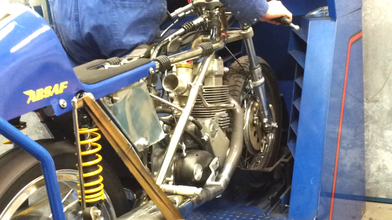 bsa goldstar 500 experimental engine dyno run.