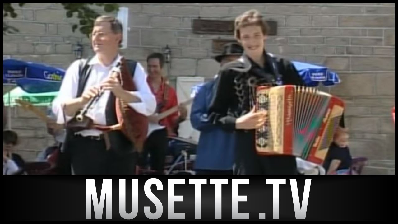 La Mouriallado - Christophe Coineau - et ses Troubadours (bourée)