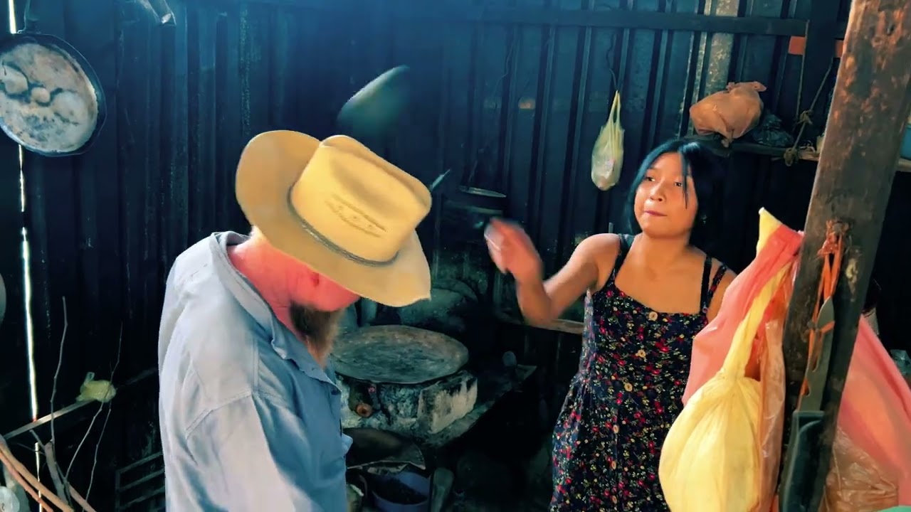LA CUCHARITA (VIDEO OFOCIAL) - EL GUERO LUNA