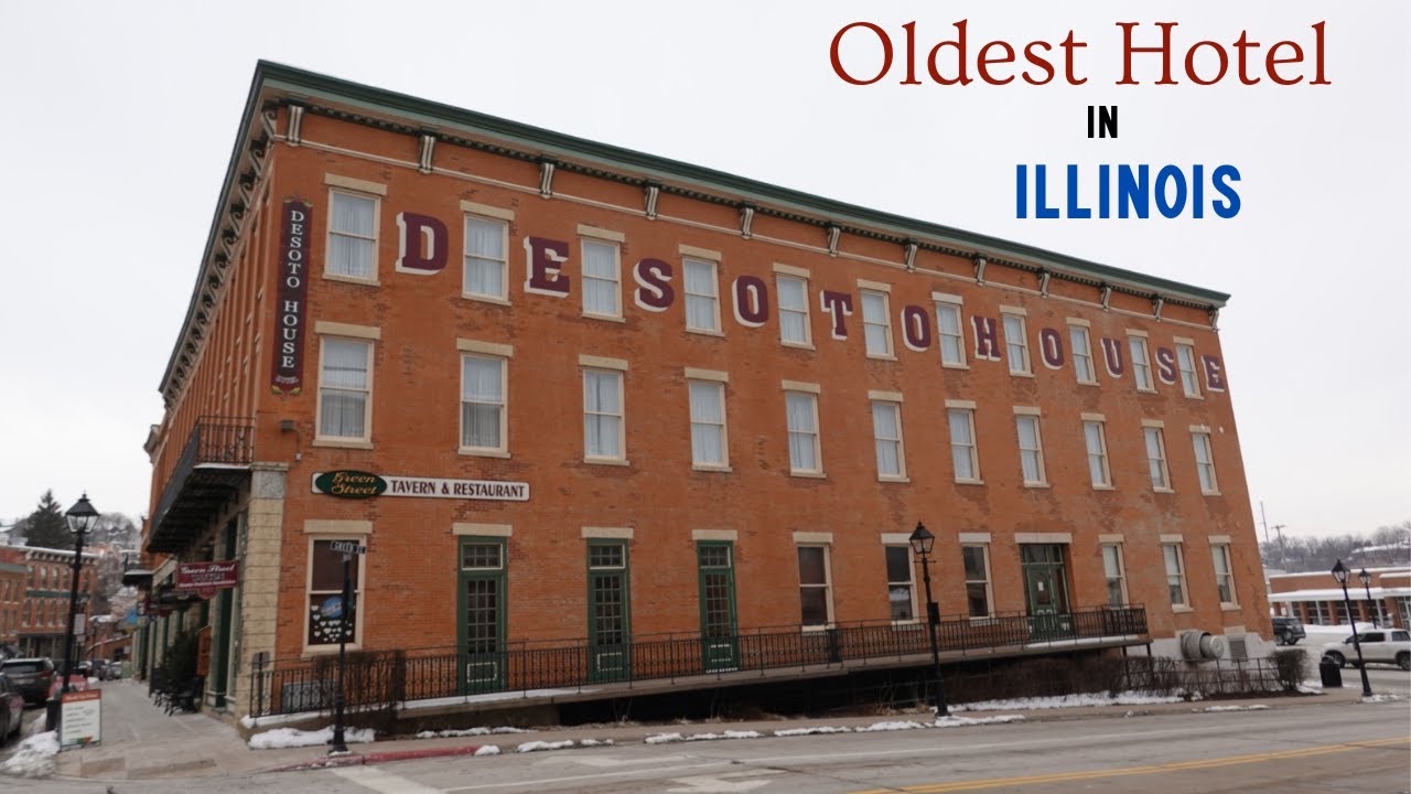 A Night at the Desoto House Hotel - Oldest Hotel in Illinois!
