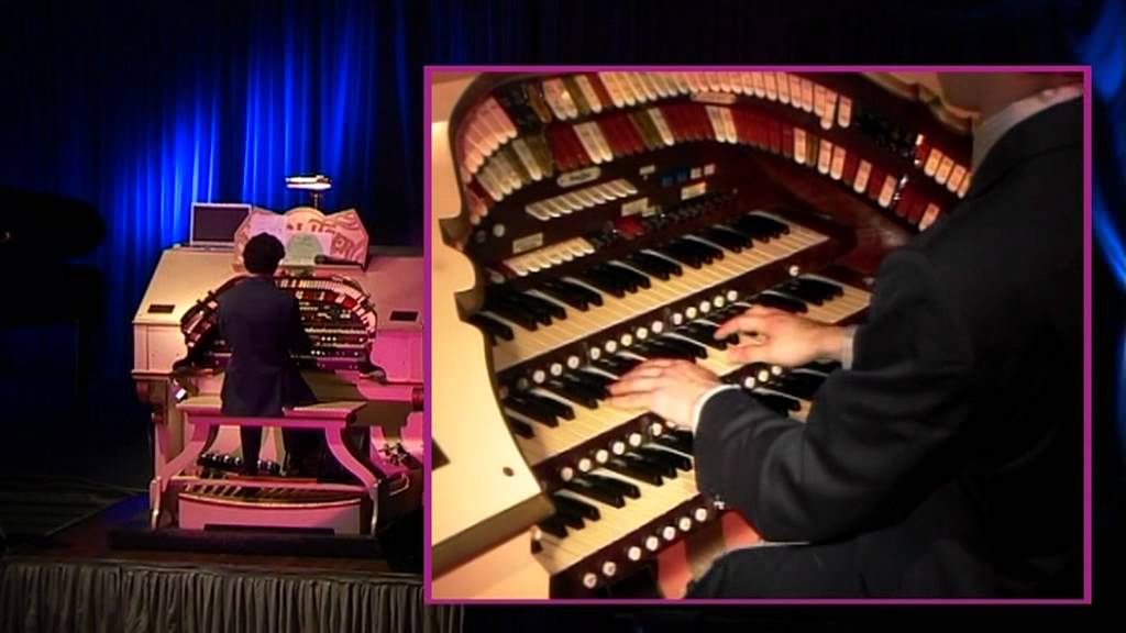 Nathan Avakian -Orion Centre Wurlitzer Sydney - Mancini Medley