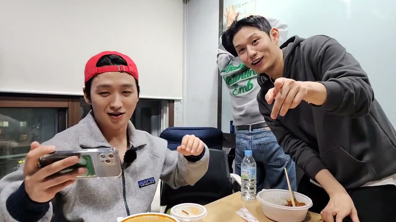 그냥 감사해서 하는 잠깐 방송 두 번째