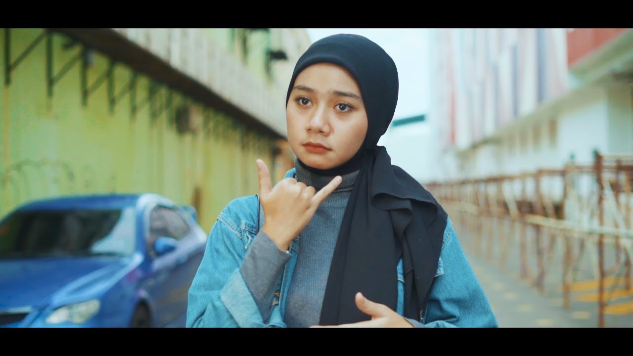 Cinta Bisu