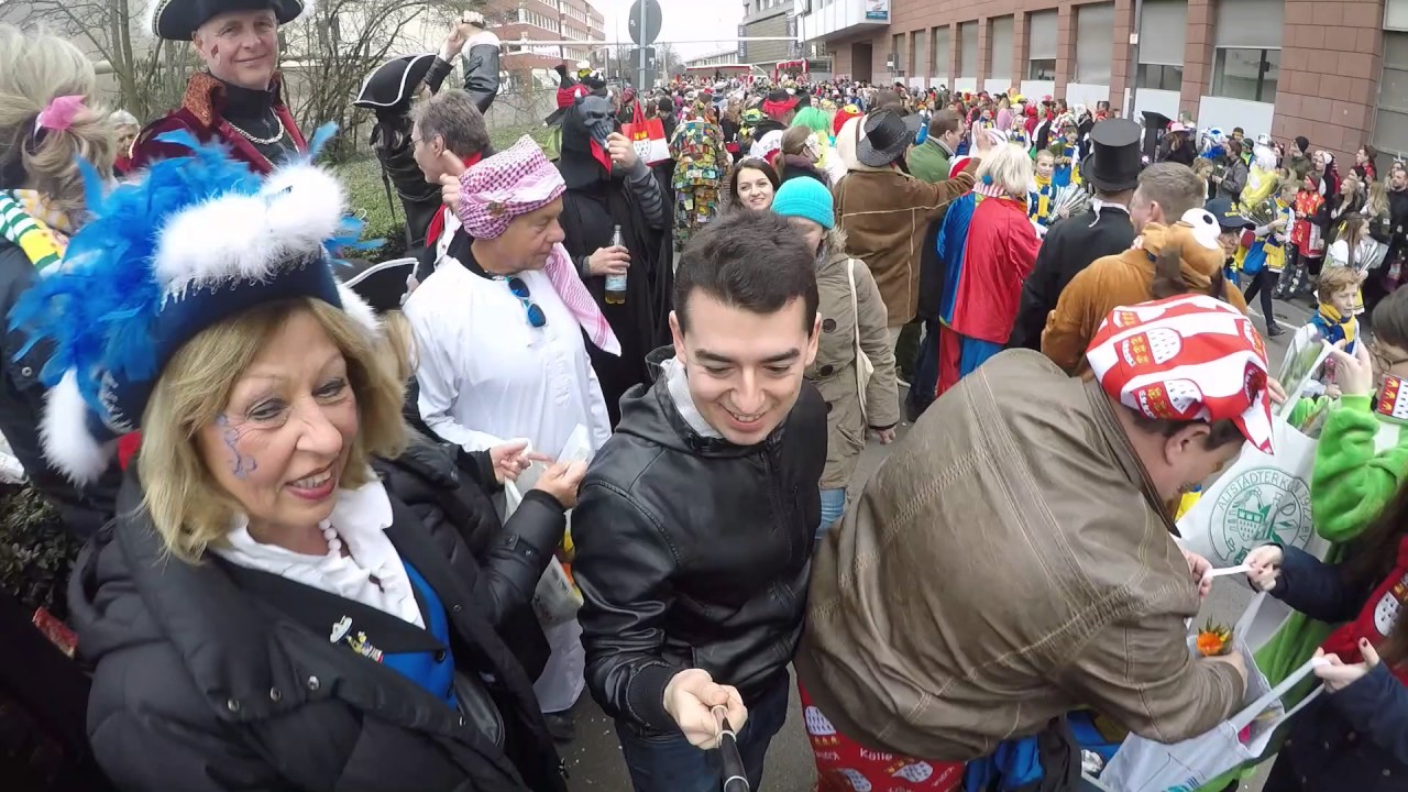 Carnival Cologne 2017 - Ich komme aus der Stadt met K - (Karneval Köln)