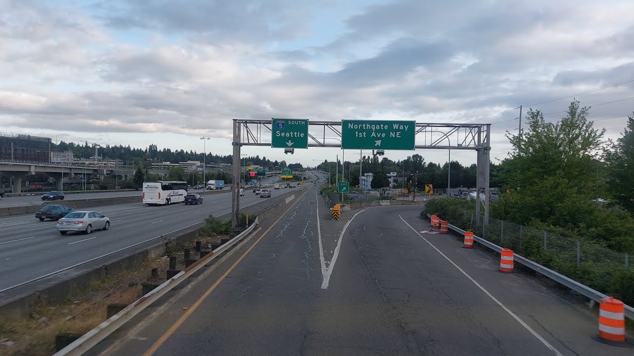 Bus 512 - Lynnwood - Northgate, Seattle, Washington