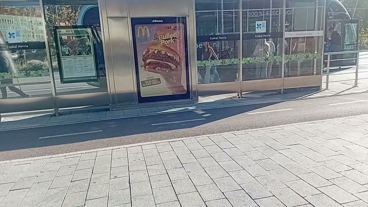 Bei irizar ie tram de tuvisa N°150 en Línea B Mendizorrotza 