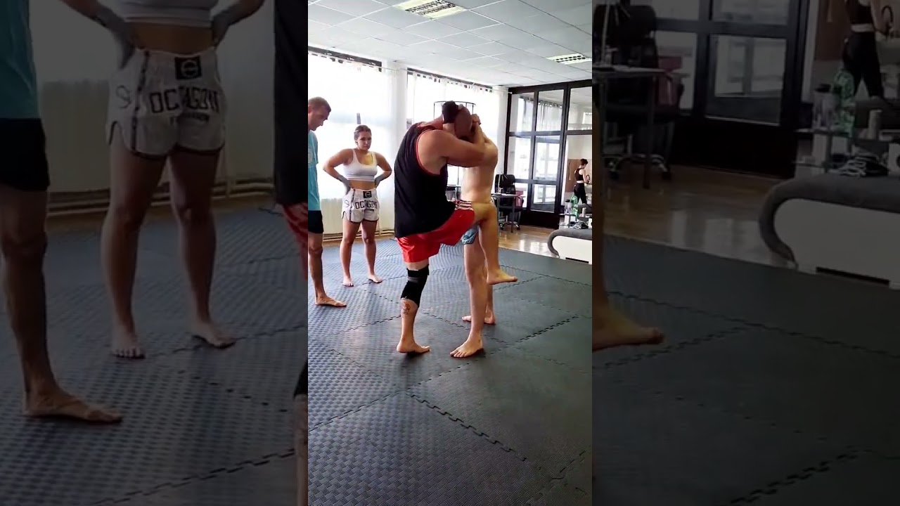thajsk&yacute; box technika klinč Bratislava HAN Fight Club #thajskybox #muaythai #bratislava #trening