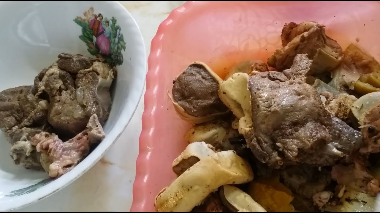 كيفية تنظيف وسلق وتقشير اللسانات قبل الطبخ