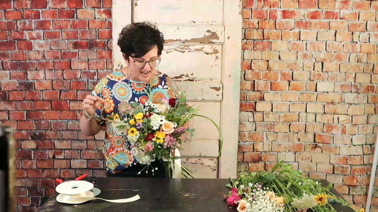 Making A Wildflower Bridal Bouquet - LIVE