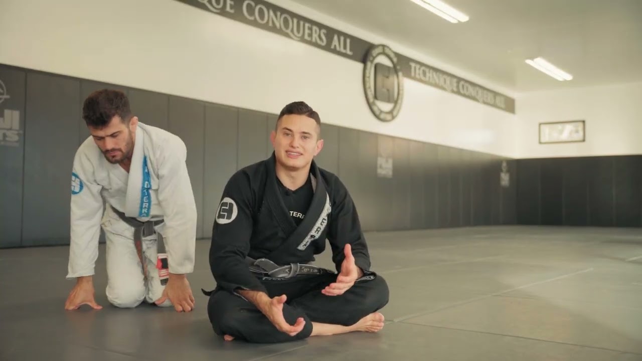 OPEN GUARD SWEEP AND VARIATION TRIPOD SWEEPS