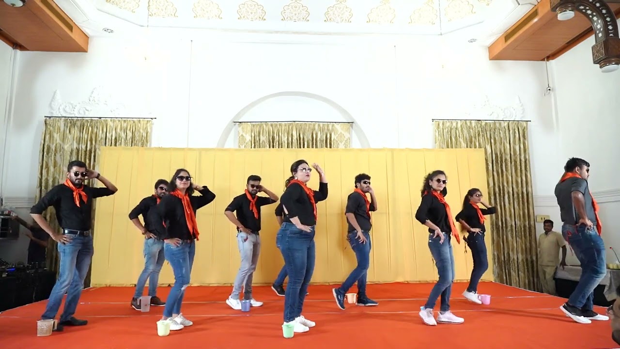 Mute Dance: Keep Calm and Have Fun!