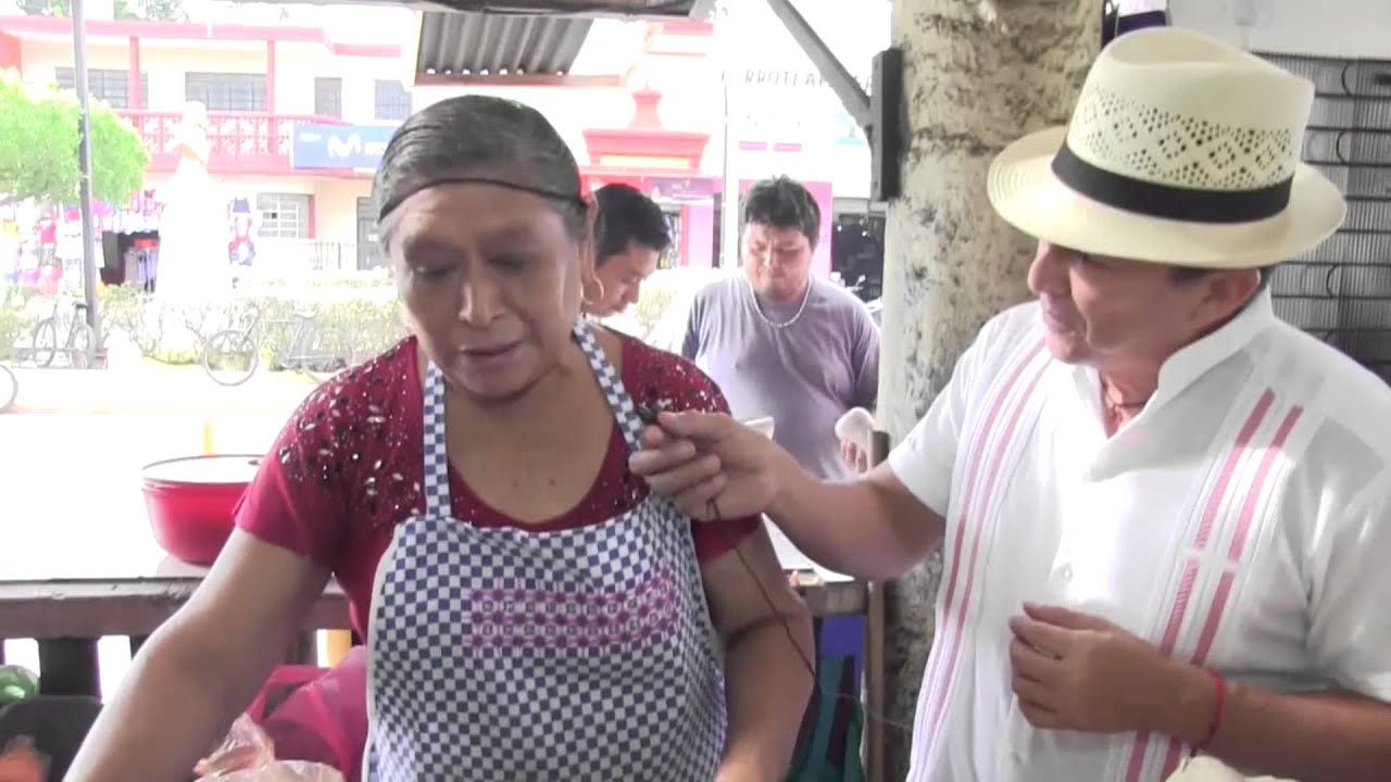 Panuchos con Huevo en Tixkokob, Yucatán