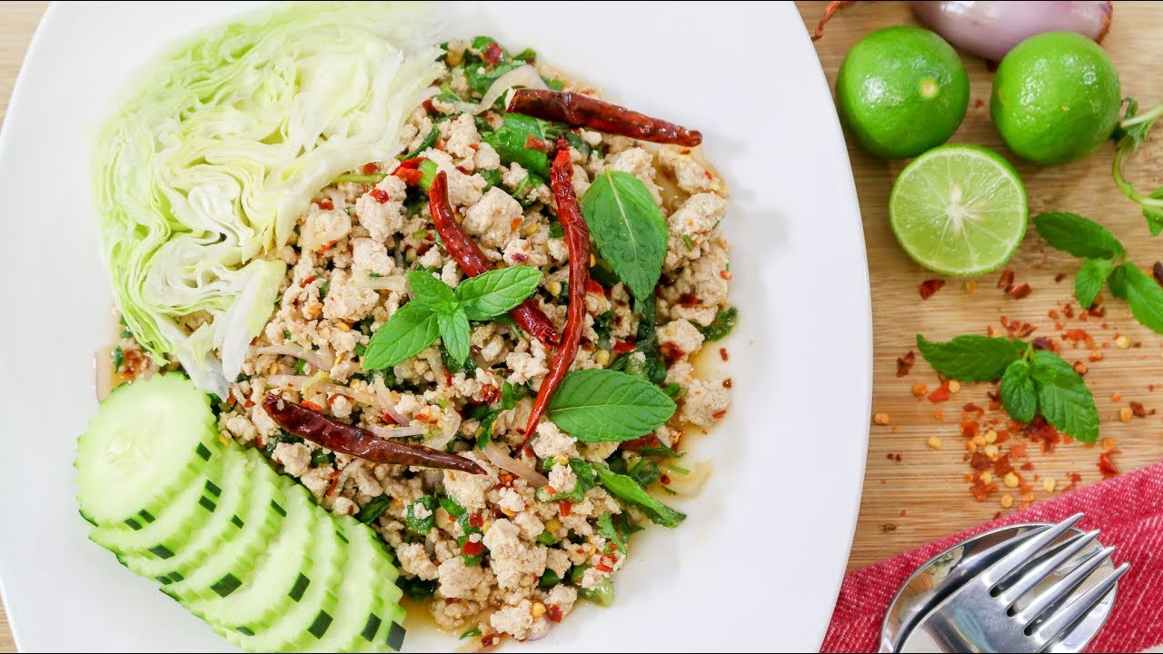 Thai Chicken Salad or Larb Gai or Laab Gai ลาบไก่ - Episode 187
