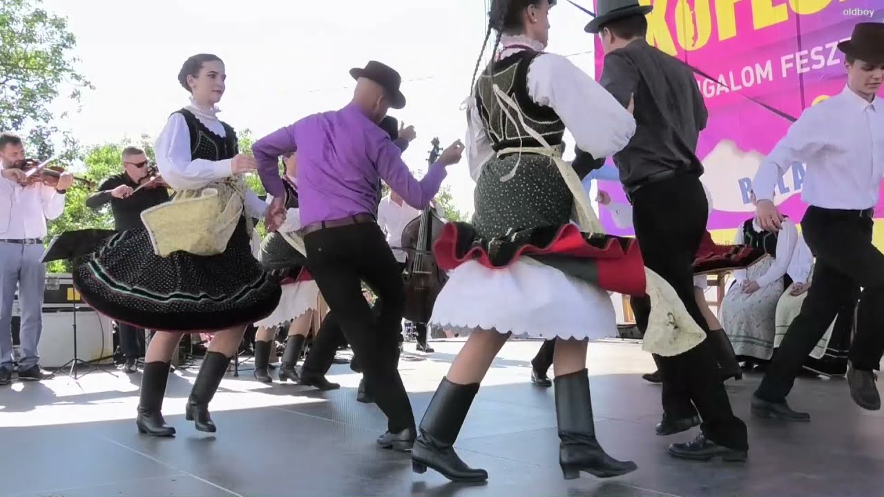 Kőfeszt - Ajka-Padragkút Táncegyüttes - Szerelmes Mezőség (2/3)