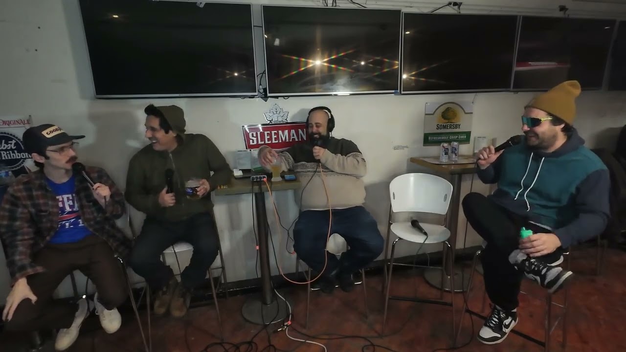 G+O   Strange comedy characters   (Clip)