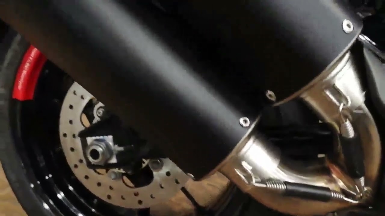 Indian FTR R Carbon 100%