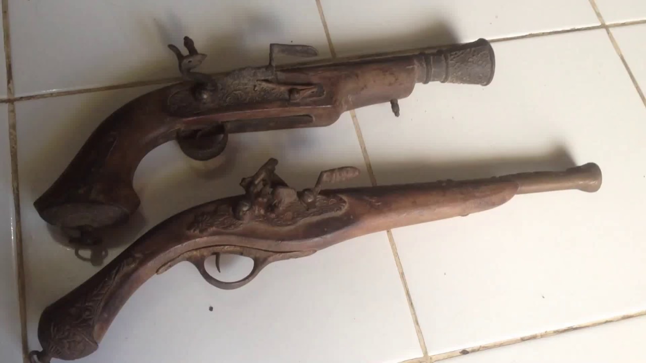 PISTOL ANTIK VOC