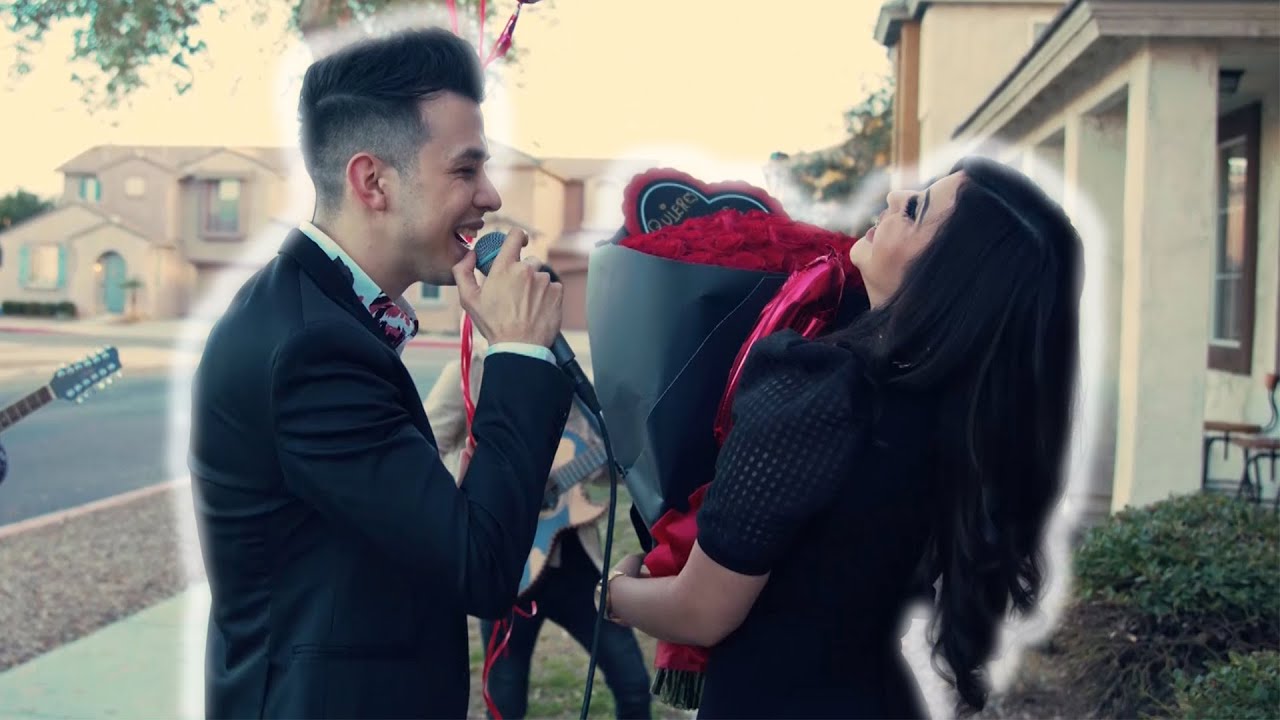 SOMOS NOVIOS!! -LILLIAN GRIEGO