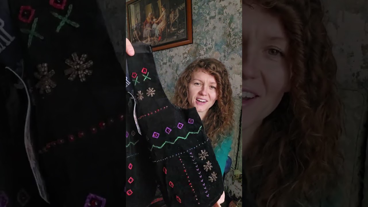 ⚜️📯 Vin cu valiza plina de obiecte vintage din perioada sarbatorilor si o oglinda printesa🪞 🥰 📯⚜️