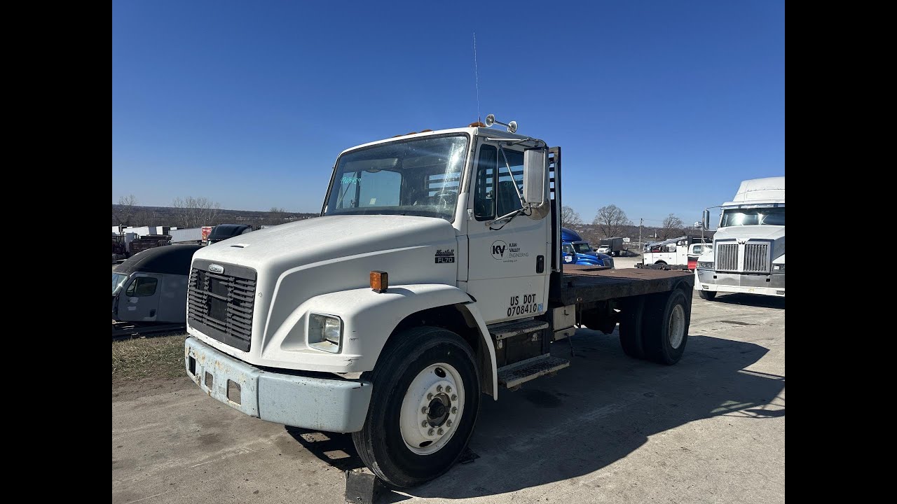 1999 Freightliner FL70 - Parts Unit 99WH459