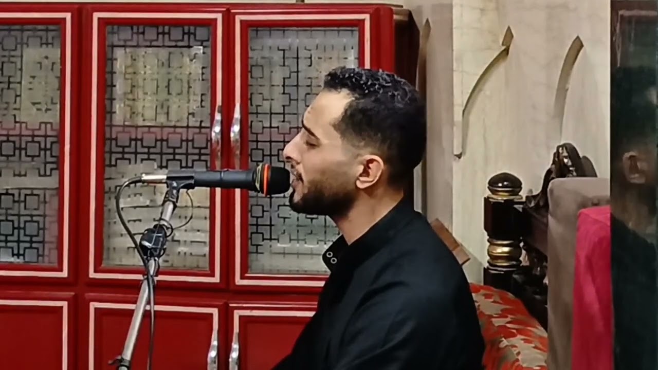 وَذَا النُّونِ إِذ ذَّهَبَ مُغَاضِبًا فَظَنَّ أَن لَّن نَّقْدِرَ عَلَيْهِ فَنَادَىٰ 