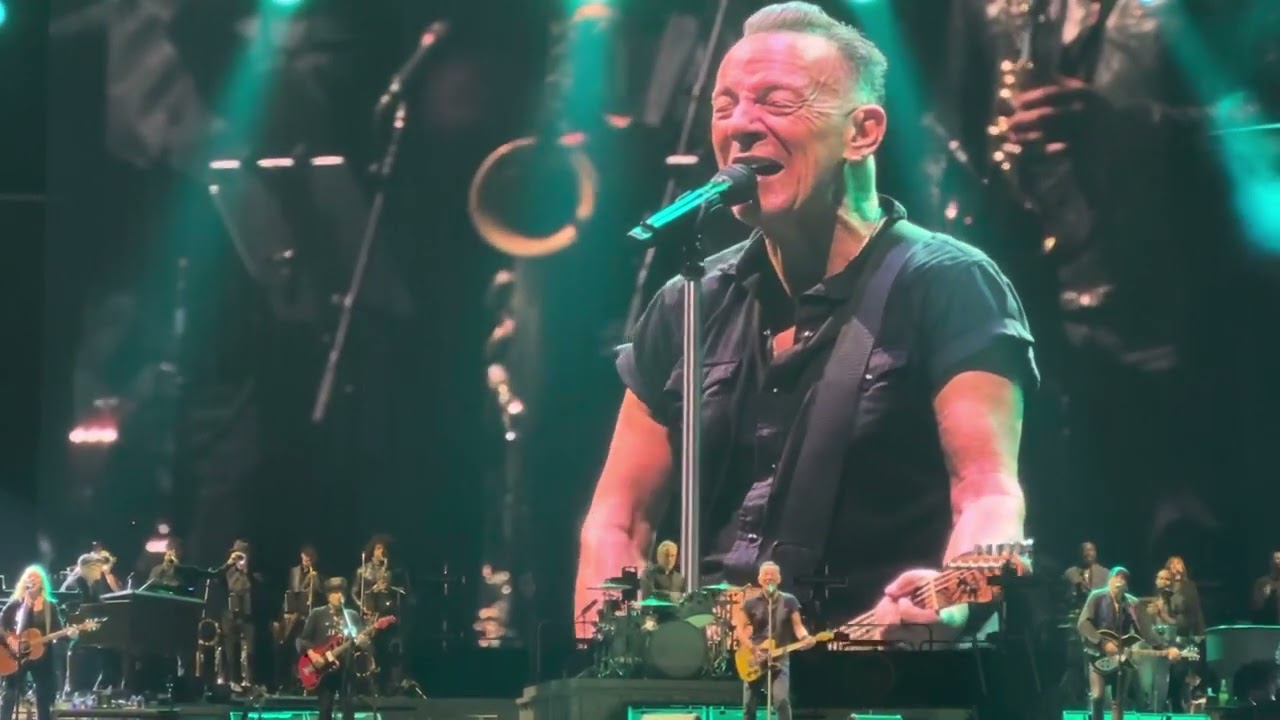 Bruce Springsteen - Trapped, Barcelona 4/30/23 (day 2)