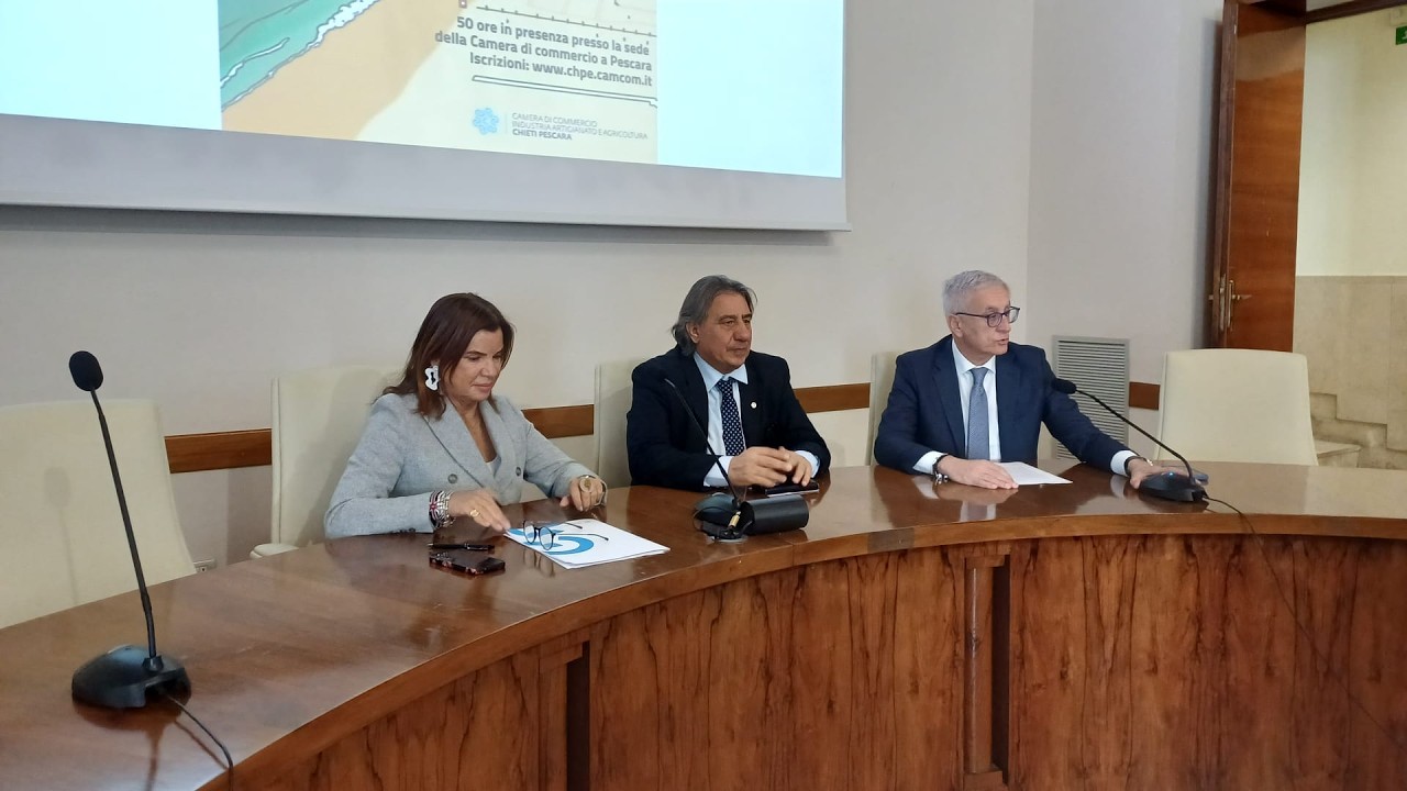 Stabilimenti balneari - Primo e unico corso di Beach Manager