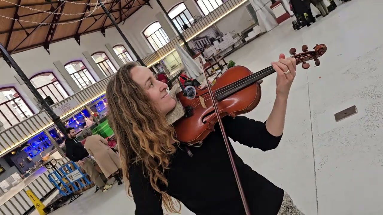 La Fantastica Orcresta. O Titiriteiro. Plaza Abastos Villaviciosa 2026