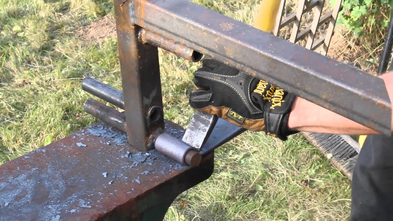 Making Hinges