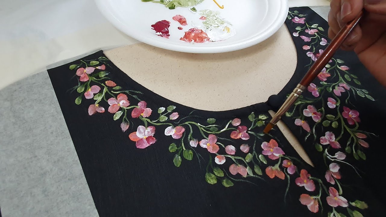 Fabric painting on stitched kurti / Free hand fabric painting / Part one
