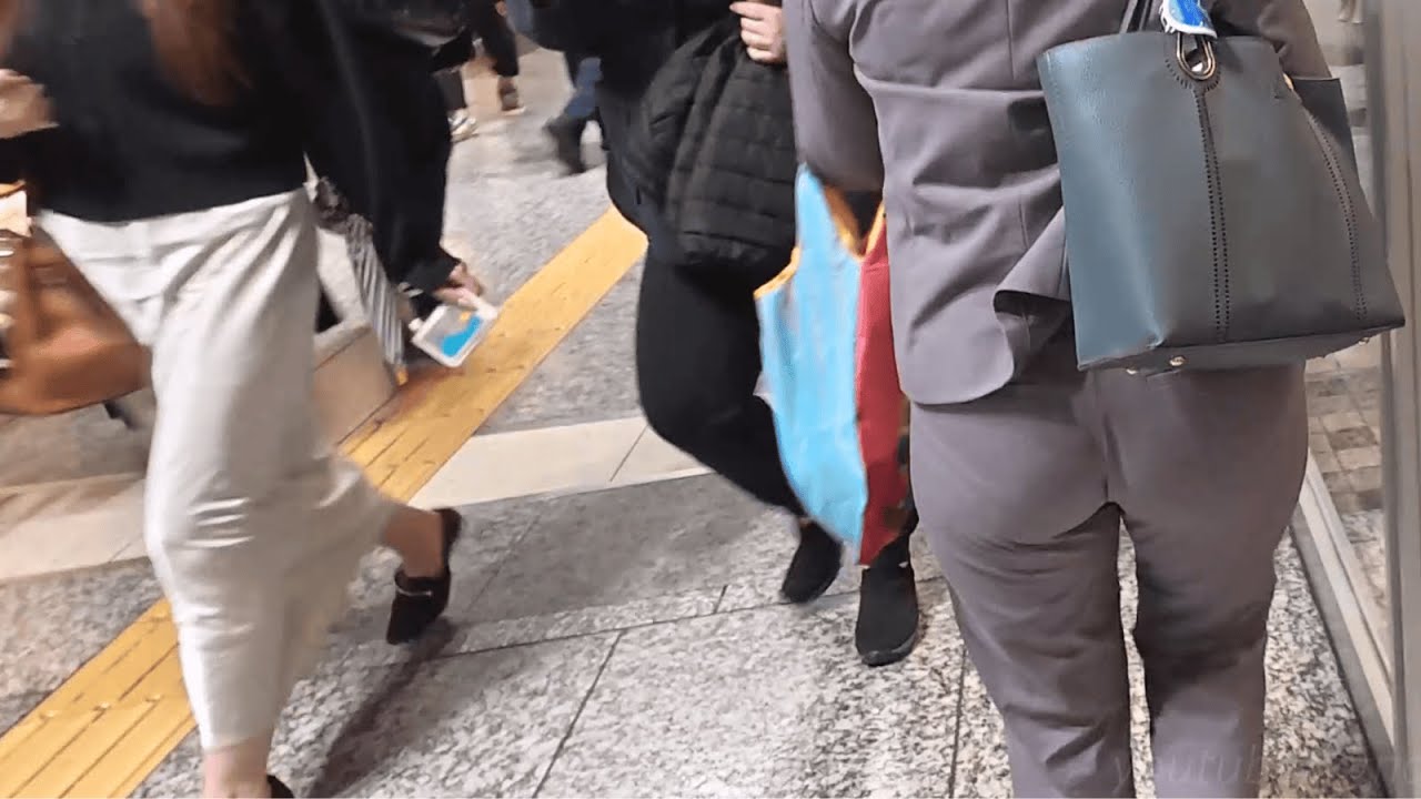 グレーベストが映える