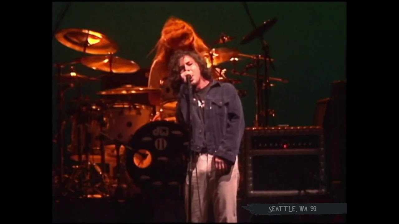 Pearl Jam - Seattle, Wa 12.07.93 - KiroTV (New Edit!!!) Additional Footage