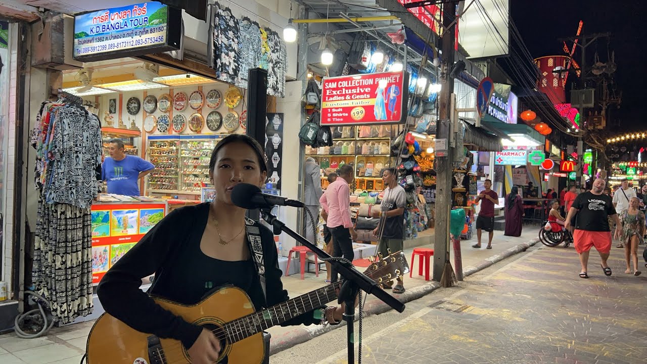 Queen On Street