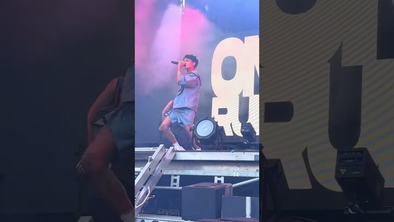 Mashup: Como Ayer/La Mesa/Pull Up/Que Pasa