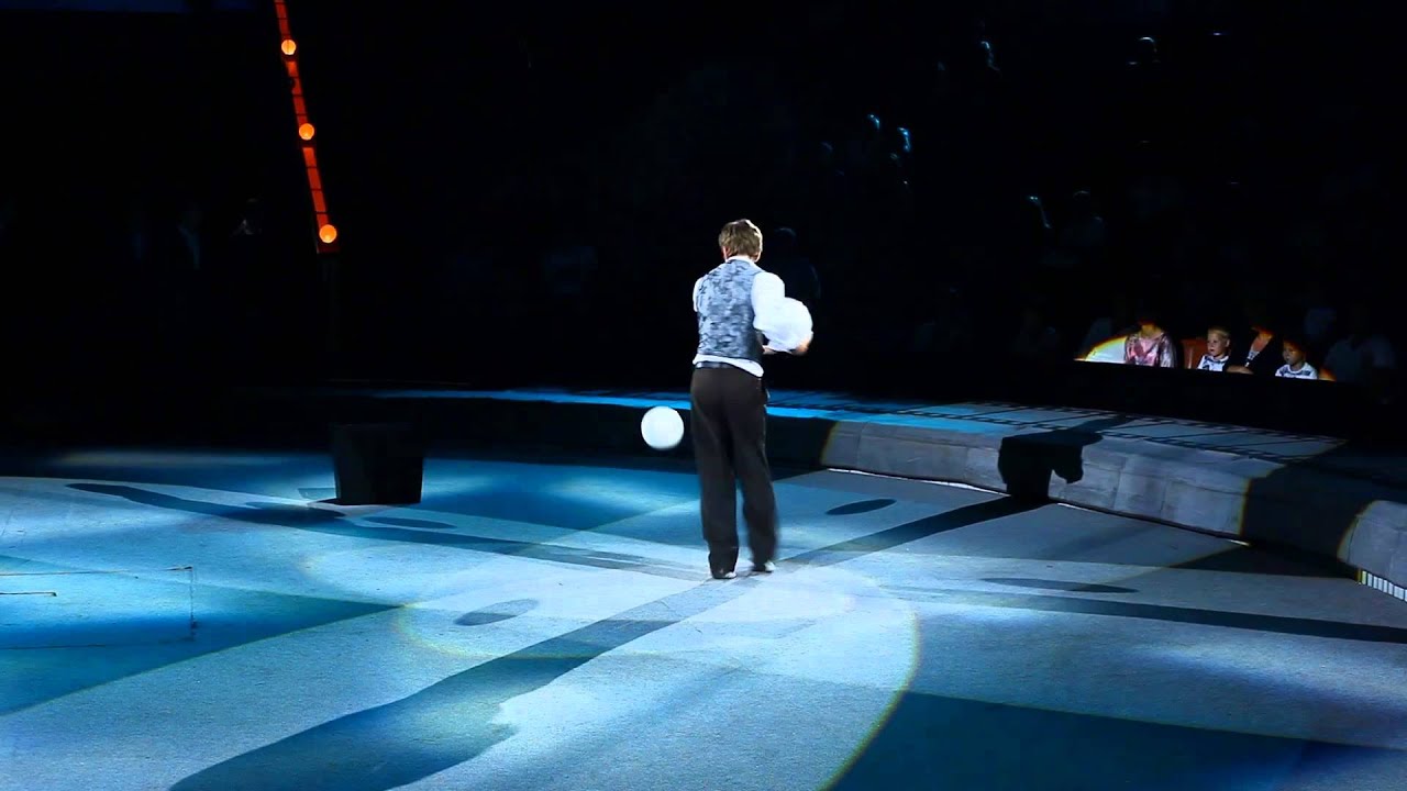 Mihail Ermakov Juggling