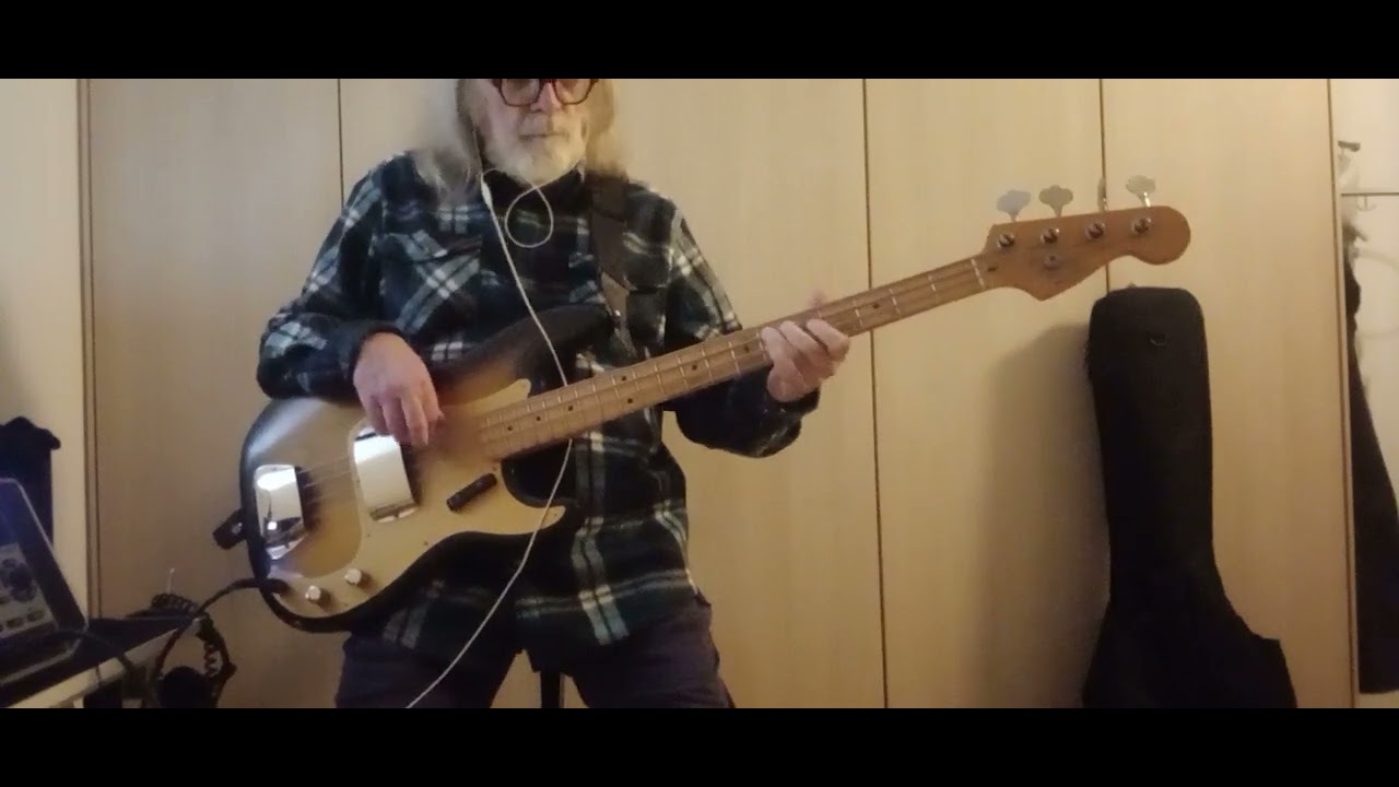Sweet child of mine by Sheryl Crow...A personal bassline and cover.