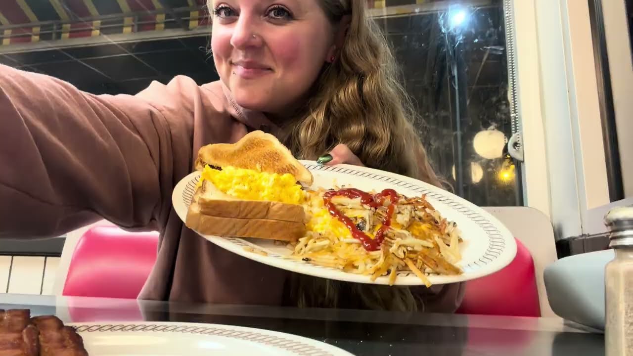 Видеоблог: Поездка на Xfinity 📺 Покупки в Dollar Tree 💸 Ужин в Waffle House 💝