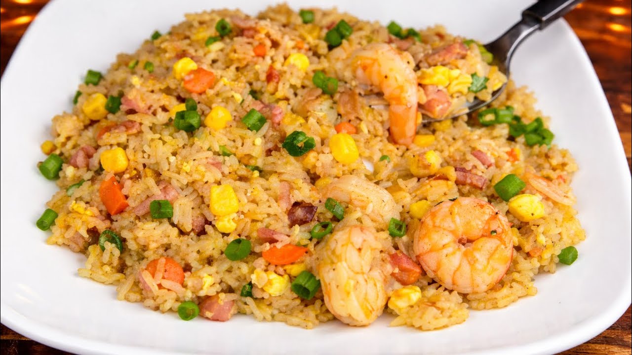 Arroz frito súper delicioso en menos de 10 minutos y muy fácil de hacer 🔥🥢🍚😋