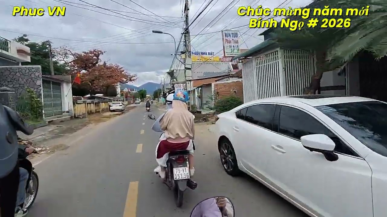 Ngày đầu xuân Bính Ngọ, đi từ Phố biển lên rừng- Luna New Year in Việt Nam