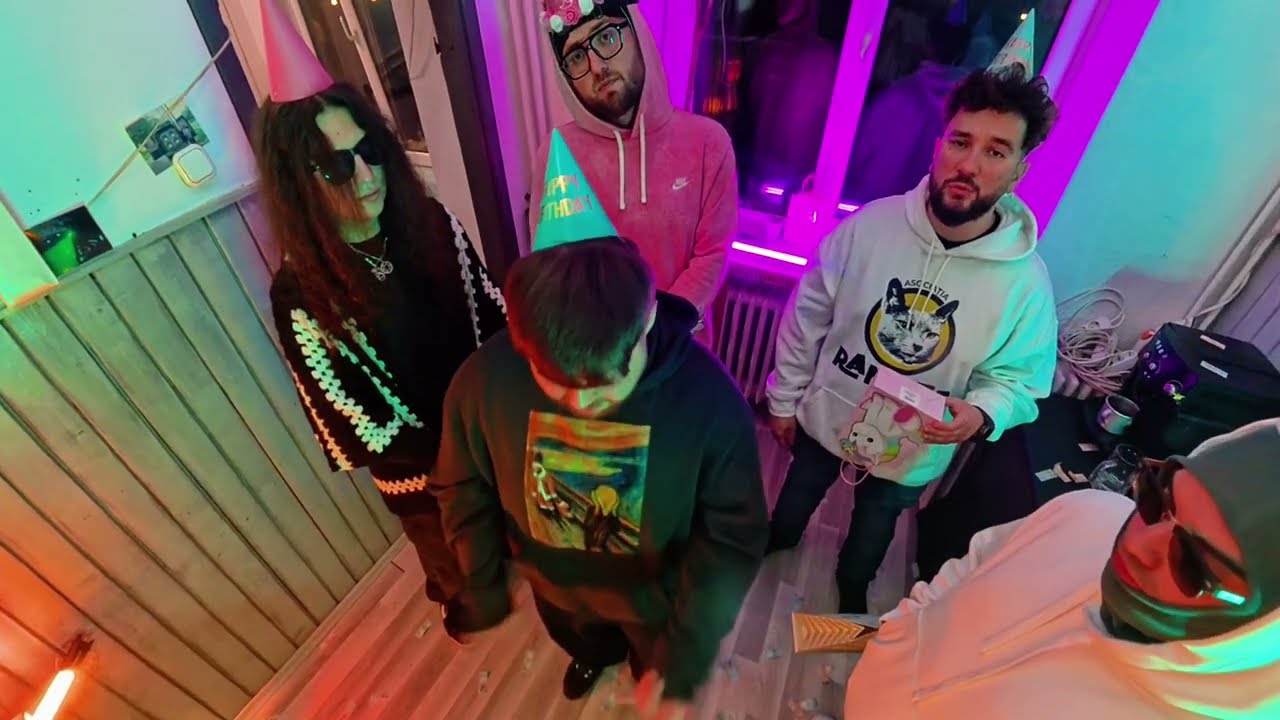 FRAXU x Martha Logue x Dracea x Egonn - CADOU (Video)