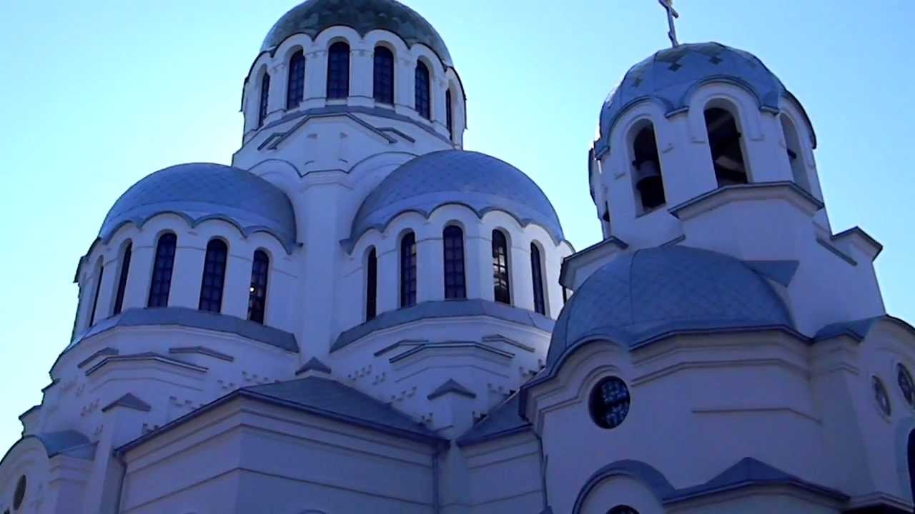 Дзвони собору Олександра Невського.