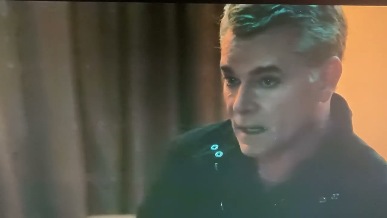 Gary Webb CIA Hotel scene, Ray Liotta