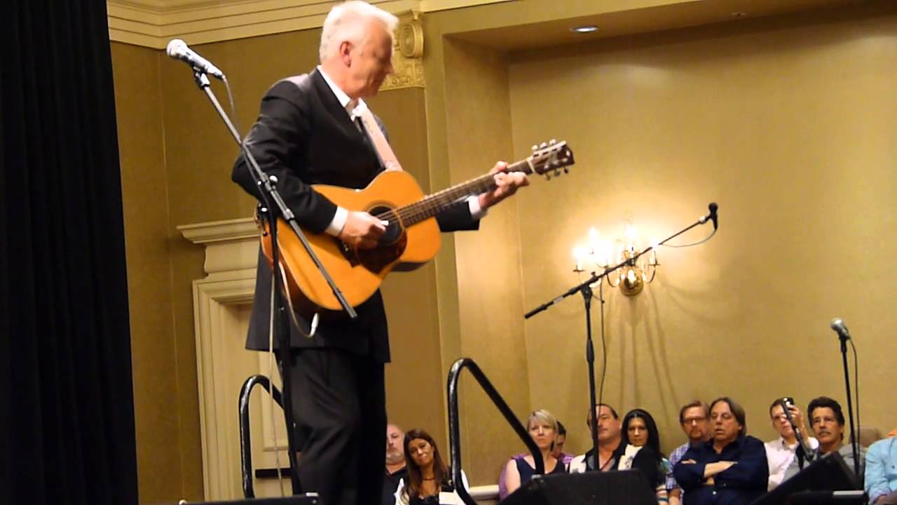 Tommy Emmanuel - CAAS 2014 - STRUTTIN'